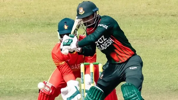 বাংলাদেশের ক্রিকেটার জিম্বাবুয়ের বিপক্ষে ব্যাটিং করছেন. Channel i News - চ্যানেল আই নিউজ