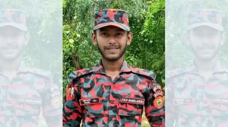 বাংলাদেশ ফায়ার সার্ভিসের একজন ফায়ারফাইটার বিদ্যুৎস্পৃষ্টে নিহত. Channel i News - চ্যানেল আই নিউজ