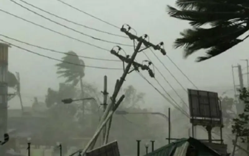 ঘূর্ণিঝড় রিমালের কারণে বিদ্যুৎ লাইনের ক্ষতি ও ঝড়ের প্রভাব. Channel i News - চ্যানেল আই নিউজ