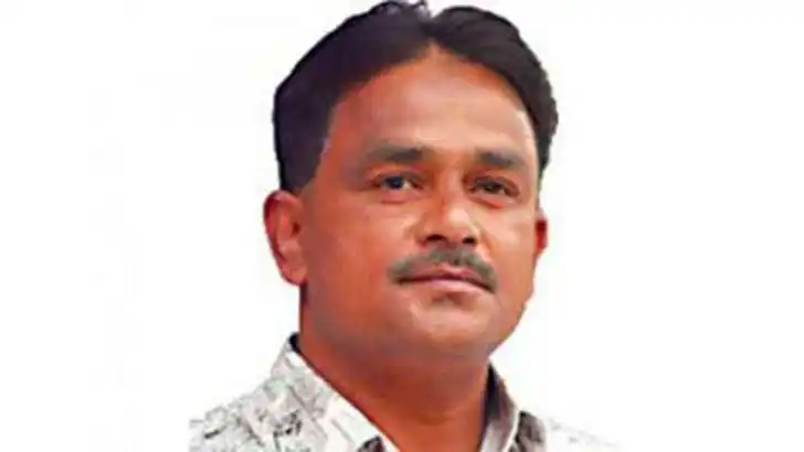 মোয়াজ্জেম হোসেন আলাল নি:শর্ত ক্ষমা চেয়ে হাইকোর্টে উপস্থিত. Channel i News - চ্যানেল আই নিউজ