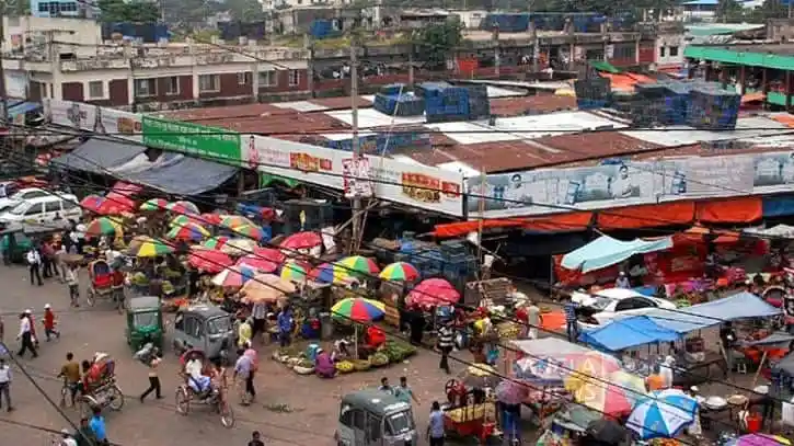 কারওয়ানবাজারে ভিড় ও দোকানপাট, যানবাহন ও মানুষজন. Channel i News - চ্যানেল আই নিউজ