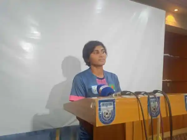 সাবিনা নতুন কোচের কৌশল ব্যাখ্যা করছেন, সংবাদ সম্মেলনে উপস্থিত. Channel i News - চ্যানেল আই নিউজ