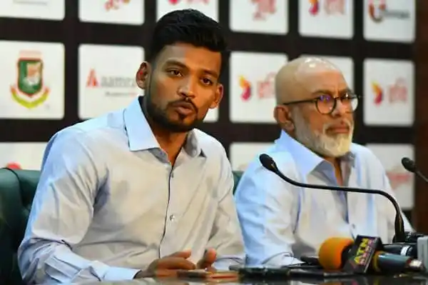 বাংলাদেশের প্রতিনিধিরা প্রেস ব্রিফিংয়ে অংশগ্রহণ করছেন।. Channel i News - চ্যানেল আই নিউজ