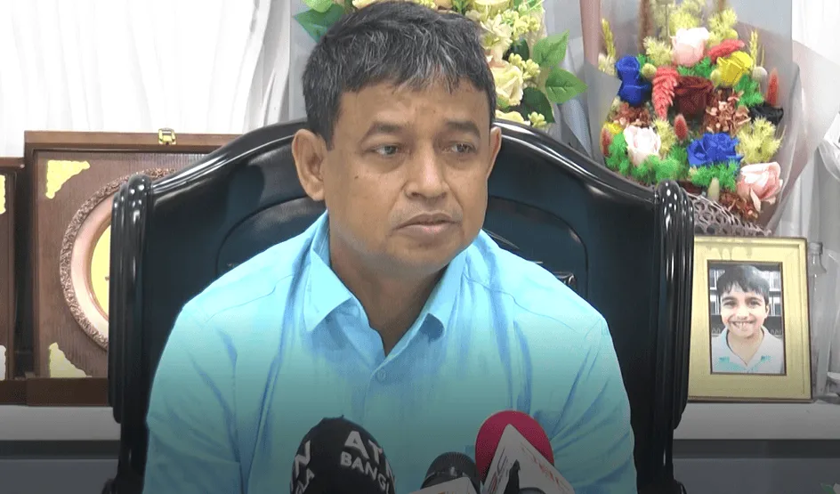সিয়াম কলকাতা পুলিশের হেফাজতে, জিজ্ঞাসাবাদের জন্য প্রস্তুত. Channel i News - চ্যানেল আই নিউজ