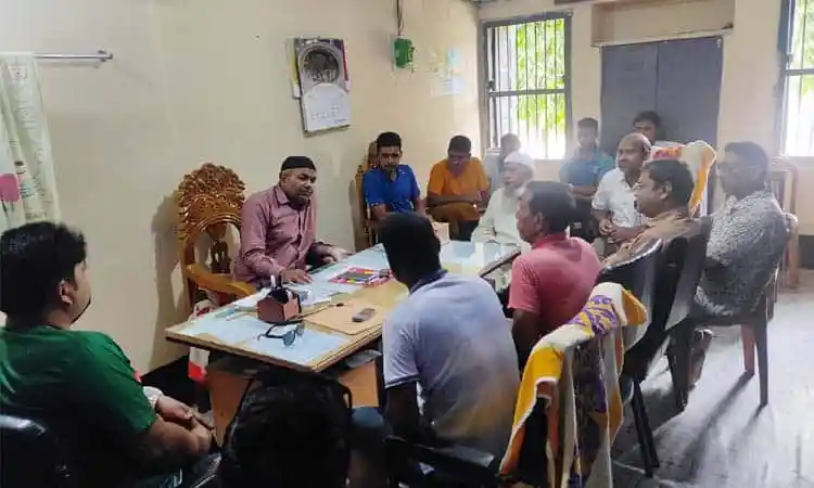 বিদ্যালয়ের ম্যানেজিং কমিটি বাতিলের জন্য স্মারকলিপি প্রদান. Channel i News - চ্যানেল আই নিউজ