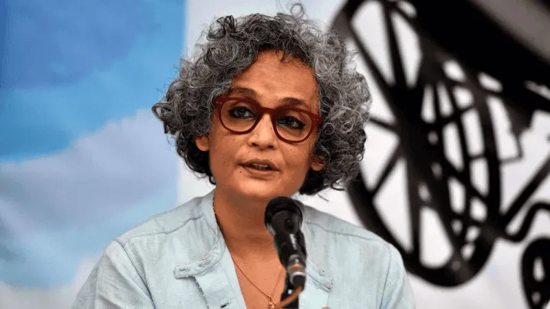অরুন্ধতী রায় পেন পিন্টার পুরস্কার জিতেছেন, বাংলাদেশের সংবাদ. Channel i News - চ্যানেল আই নিউজ