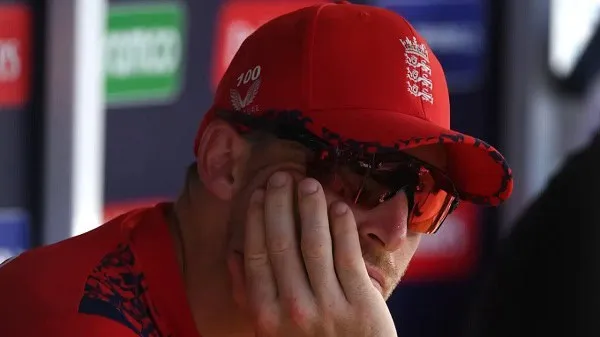 বাটলার হারের পর দুঃখ প্রকাশ করছেন ক্রিকেটার বাটলার. Channel i News - চ্যানেল আই নিউজ