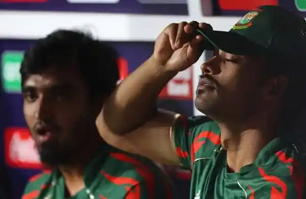 বাংলাদেশ ক্রিকেট দলের অধিনায়ক সুপার এইটে ভালো ব্যাটিংয়ের আশা ব্যক্ত করেন. Channel i News - চ্যানেল আই নিউজ