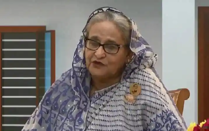 প্রধানমন্ত্রী শেখ হাসিনা সাক্ষাৎকার দিচ্ছেন, বাংলার উন্নয়নের বার্তা. Channel i News - চ্যানেল আই নিউজ