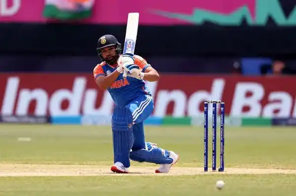 ভারতের ক্রিকেটার রোহিত শর্মা ব্যাটিং করে ফিফটি করেন. Channel i News - চ্যানেল আই নিউজ