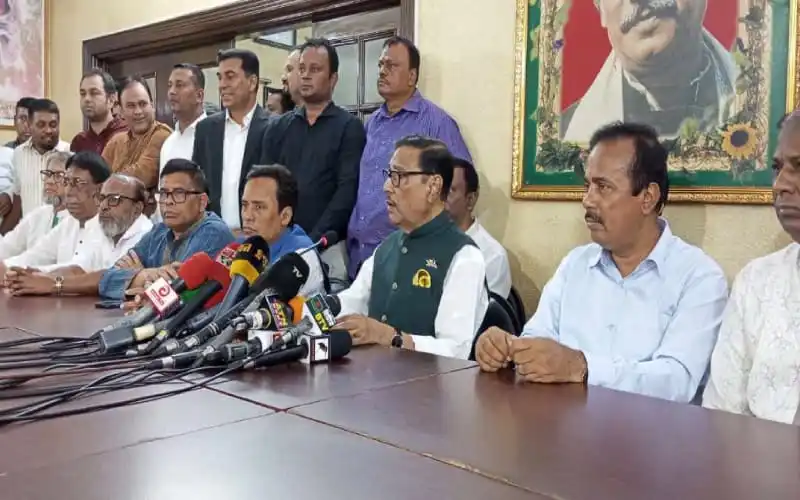 ওবায়দুল কাদেরের নেতৃত্বে রাজনৈতিক নেতারা বৈঠকে বসেছেন. Channel i News - চ্যানেল আই নিউজ