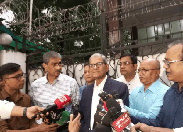 বিরোধী নেতা মির্জা ফখরুলের সঙ্গে সাংবাদিকদের সাক্ষাৎকার. Channel i News - চ্যানেল আই নিউজ