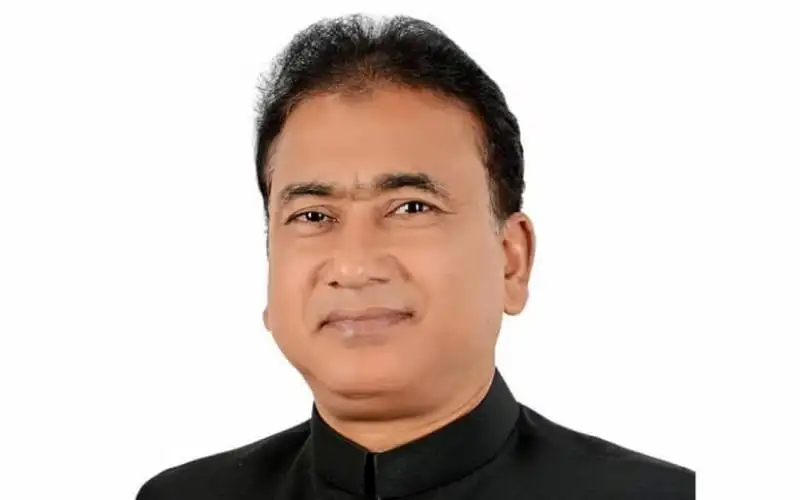 ঝিনাইদহে গ্যাস বাবুকে নিয়ে ডিবির অভিযান, মোবাইল ফোন উদ্ধার. Channel i News - চ্যানেল আই নিউজ