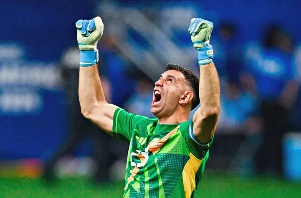 বাংলাদেশের ফুটবল goalkeeper উল্লাসে ভাসছেন, জিতের আনন্দ প্রকাশ. Channel i News - চ্যানেল আই নিউজ