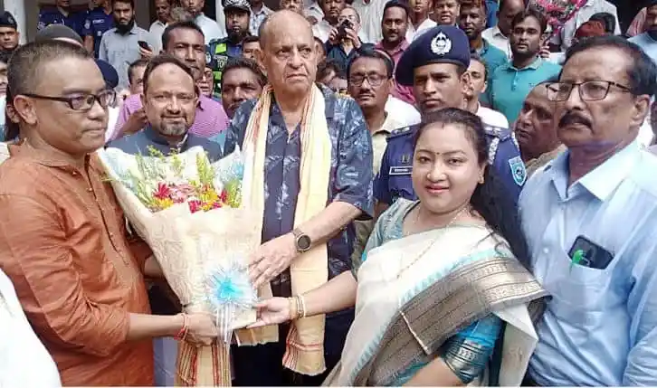 স্বাস্থ্যমন্ত্রী সাধারণ মানুষের চিকিৎসা ও নিরাপত্তার জন্য সচেতনতা প্রকাশ. Channel i News - চ্যানেল আই নিউজ
