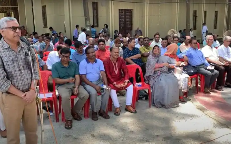 রাবি শিক্ষকদের প্রতিবাদ ও অবস্থান কর্মসূচি. Channel i News - চ্যানেল আই নিউজ