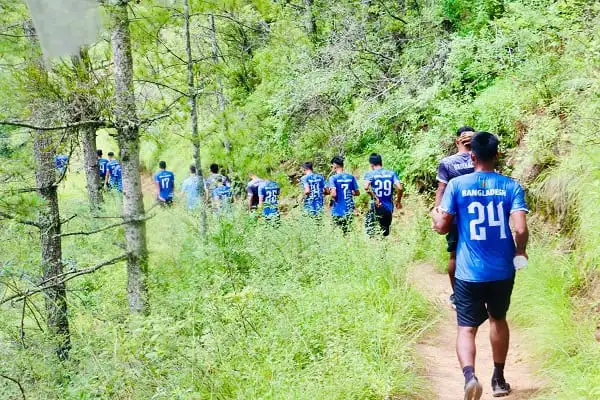 ভুটানে হাইকিং করছে জামালরা, সবুজ পাহাড়ে ট্রেকিং. Channel i News - চ্যানেল আই নিউজ
