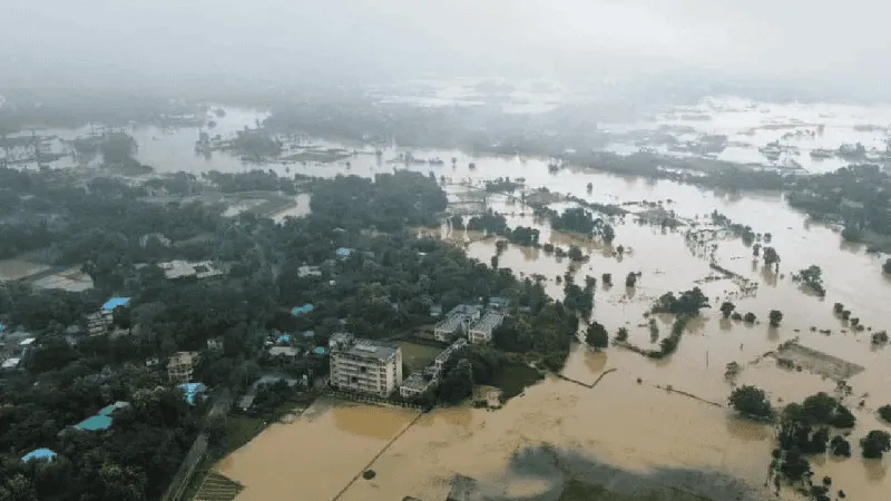 বন্যার কারণে প্লাবিত গ্রাম ও শহর, পানি বৃদ্ধি. Channel i News - চ্যানেল আই নিউজ
