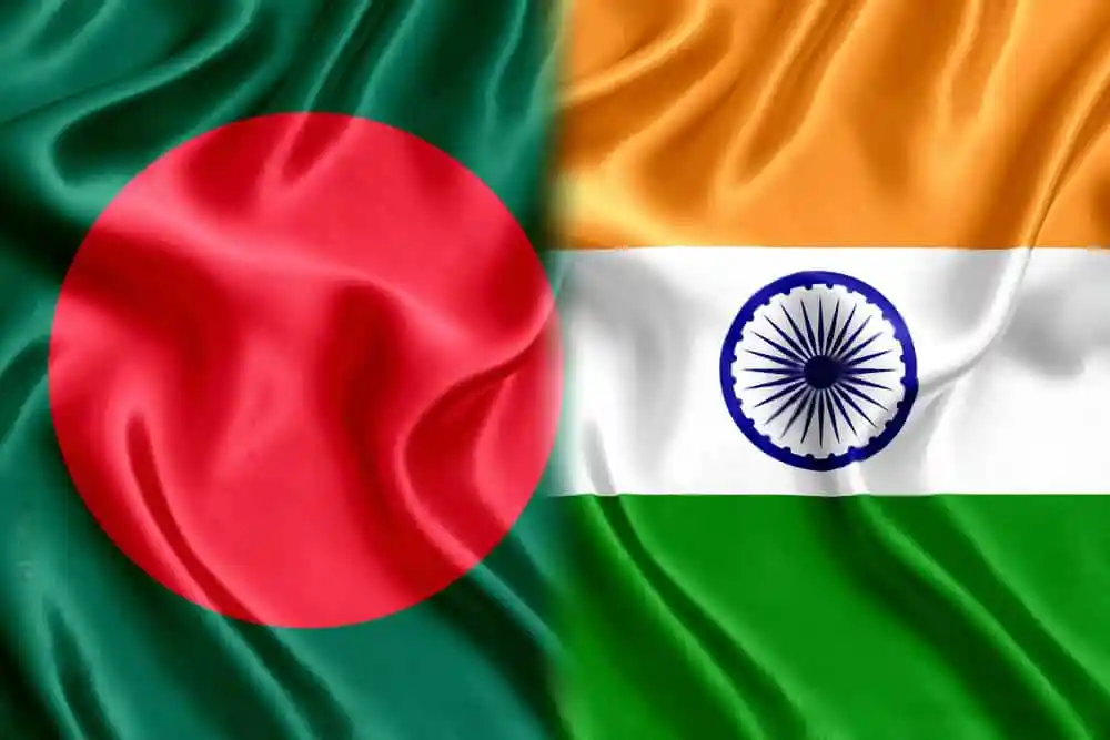 বাংলাদেশ ও ভারতের পতাকার ছবি, সম্পর্কের গুরুত্ব বোঝায়. Channel i News - চ্যানেল আই নিউজ