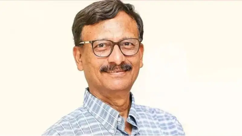 পররাষ্ট্র উপদেষ্টা হাসিমুখে, পেশাদার ও আত্মবিশ্বাসী. Channel i News - চ্যানেল আই নিউজ