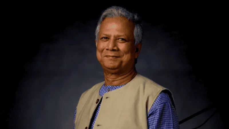 বাংলাদেশের একজন প্রবীণ নেতা, হাসিমুখে পোজ দিচ্ছেন. Channel i News - চ্যানেল আই নিউজ