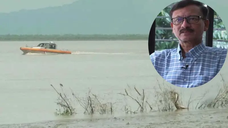 নদীতে উদ্ধার অভিযান চালাচ্ছে পুলিশ, জলাবদ্ধতা পরিস্থিতি. Channel i News - চ্যানেল আই নিউজ
