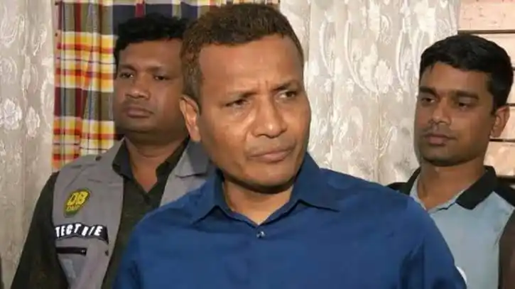 অতিরিক্ত ডিআইজি মশিউর রহমানের রিমান্ডে থাকা ছবি. Channel i News - চ্যানেল আই নিউজ