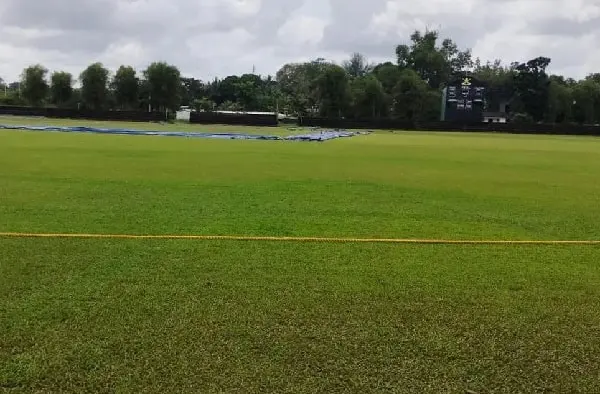 খেলার মাঠের সবুজ ঘাস ও আকাশের দৃশ্য, বাংলাদেশি ক্রিকেটের জন্য প্রস্তুত. Channel i News - চ্যানেল আই নিউজ