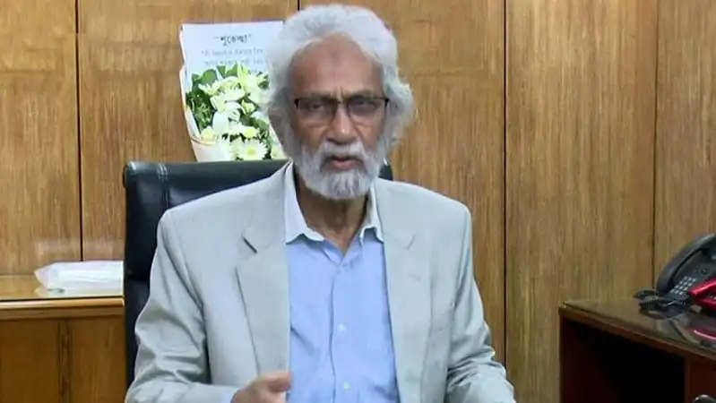 শ্রমিক অসন্তোষে সতর্ক করে উপদেষ্টা হাসান আরিফের ছবি. Channel i News - চ্যানেল আই নিউজ