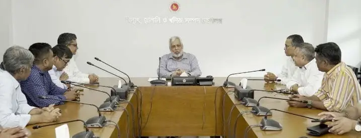 প্রধানমন্ত্রী বিদ্যুৎ উপদেষ্টার সাথে বৈঠক করছেন।. Channel i News - চ্যানেল আই নিউজ