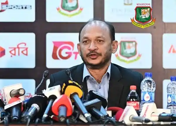 বাংলাদেশের ক্রিকেট কোচের প্রেস কনফারেন্স, সাংবাদিকদের প্রশ্নের উত্তর দিচ্ছেন. Channel i News - চ্যানেল আই নিউজ