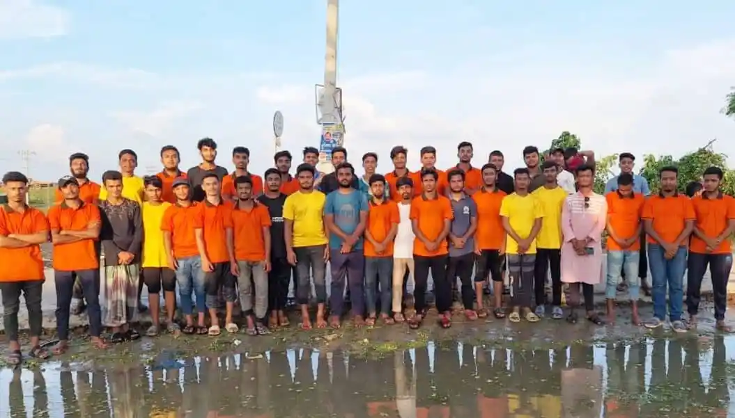 পূর্ণমতি স্টুডেন্ট ফোরাম বন্যাকবলিত মানুষের পাশে দাঁড়িয়ে. Channel i News - চ্যানেল আই নিউজ