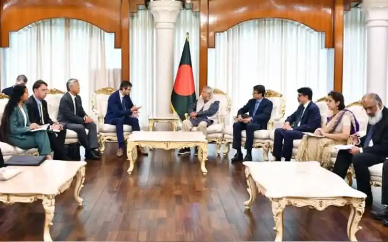 বাংলাদেশের প্রধান উপদেষ্টা ও মার্কিন প্রতিনিধিদলের মধ্যে আলোচনা চলছে. Channel i News - চ্যানেল আই নিউজ