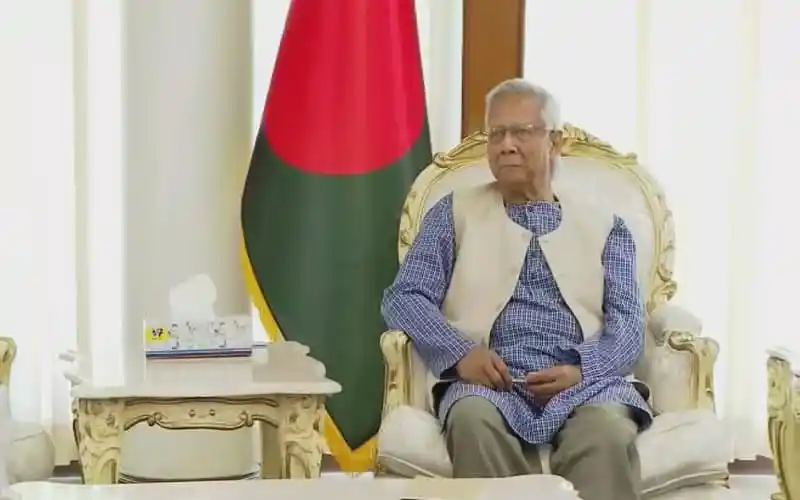 প্রধান উপদেষ্টার সঙ্গে সাক্ষাতের সময় ব্যবসায়ী প্রতিনিধি দল. Channel i News - চ্যানেল আই নিউজ