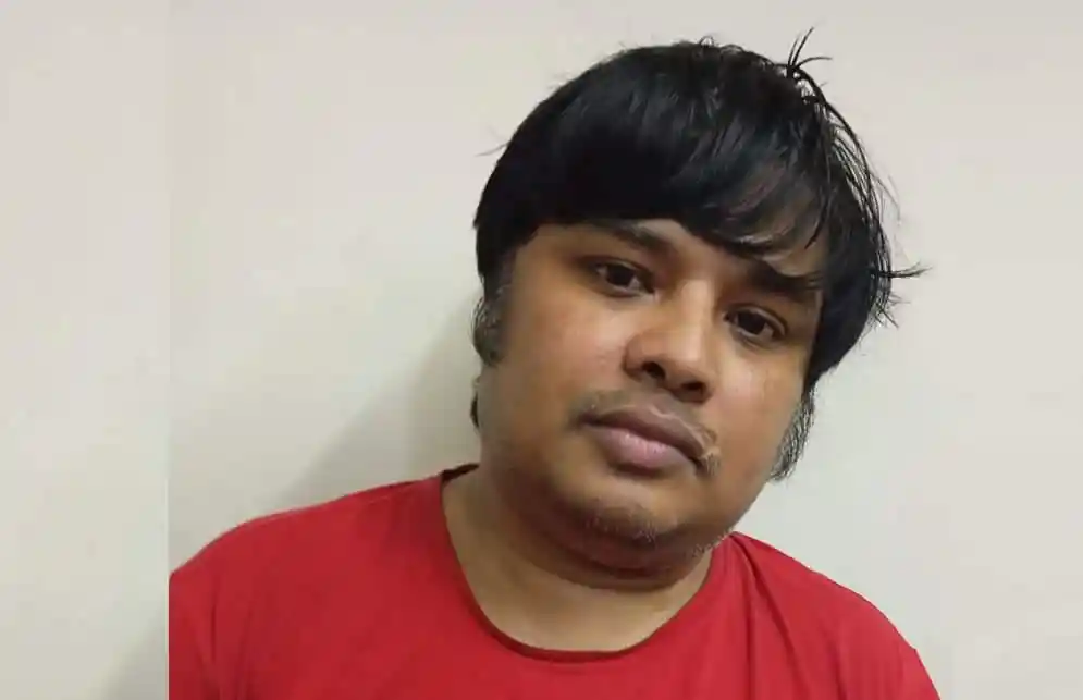 কেন্দ্রীয় ছাত্রলীগ সহ-সভাপতি ইয়াজের গ্রেপ্তার ছবি. Channel i News - চ্যানেল আই নিউজ