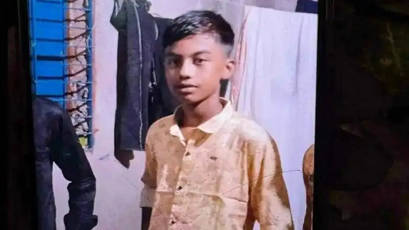 কক্সবাজারে নিখোঁজ কিশোরের লাশ উদ্ধার, প্রতিমা বিসর্জনের সময়. Channel i News - চ্যানেল আই নিউজ