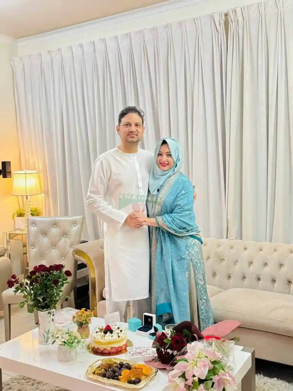 সুজানা ও তার স্বামী দুবাইয়ে বিবাহিত, উল্লাসে ভরা ছবি. Channel i News - চ্যানেল আই নিউজ
