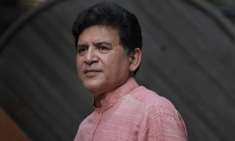 হোসেন জিল্লুর রহমানের ছবি, পেশাদার ও দৃঢ় চেহারা. Channel i News - চ্যানেল আই নিউজ