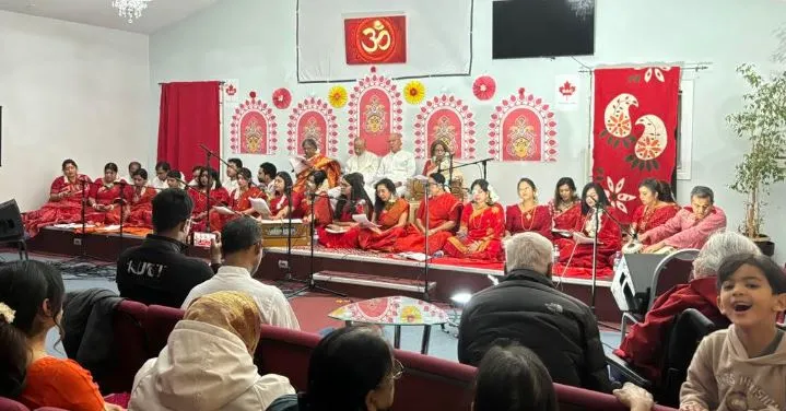 কানাডায় শুভ মহালয়া উপলক্ষে সাংস্কৃতিক অনুষ্ঠান ও ভক্তদের উপস্থিতি. Channel i News - চ্যানেল আই নিউজ