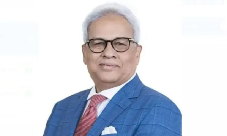 প্রফেসর বিশ্লেষক ব্যক্তিত্বের ছবি, পেশাদার ও আত্মবিশ্বাসী. Channel i News - চ্যানেল আই নিউজ