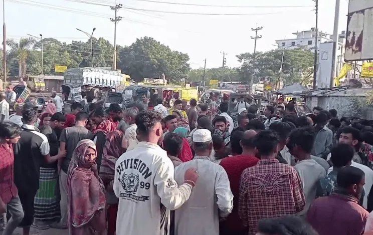 গোপালগঞ্জে ট্রাকের চাপায় নিহত বিআরডিবি চেয়ারম্যানের মরদেহের ছবি. Channel i News - চ্যানেল আই নিউজ