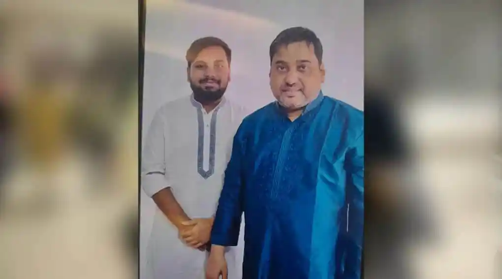 দুই যুবলীগ নেতা সম্রাটের সহযোগী মাহিনের ছবি, বাংলাদেশি পোশাক পরিহিত. Channel i News - চ্যানেল আই নিউজ