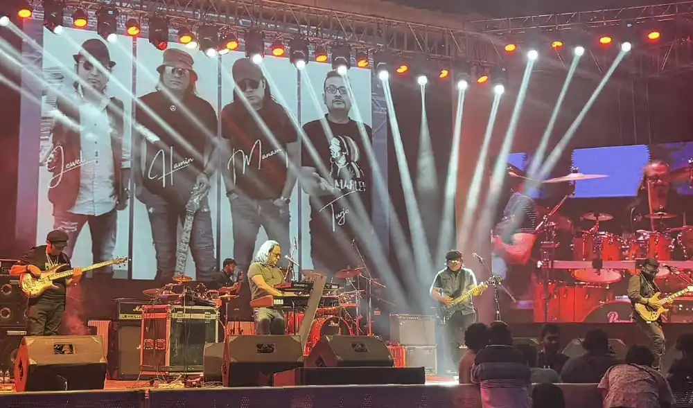 বাচ্চু-শাফিনের কনসার্টে দর্শকদের উপভোগ্য পরিবেশ. Channel i News - চ্যানেল আই নিউজ