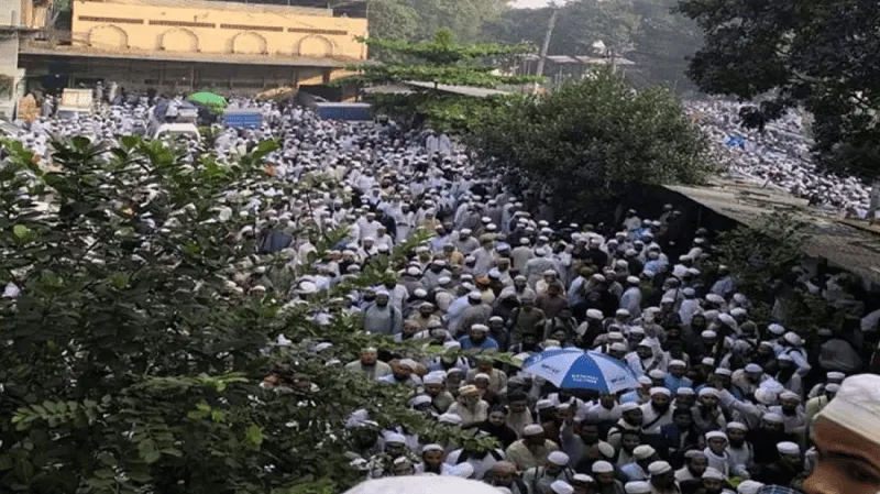 কাকরাইলে সাদপন্থিদের বিশাল জনসমাগম, বিক্ষোভের দৃশ্য. Channel i News - চ্যানেল আই নিউজ