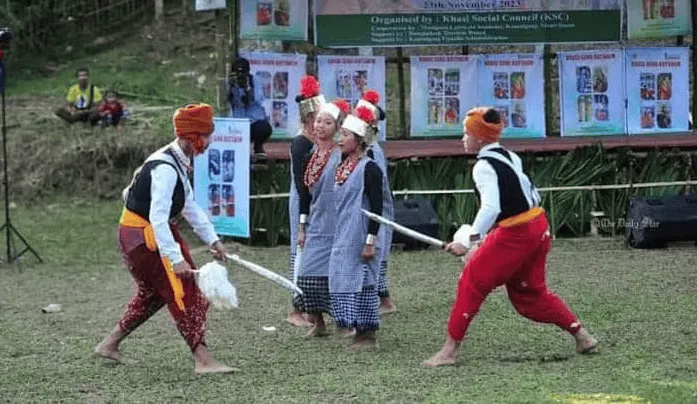 খাসিয়াদের বর্ষবরণ উৎসবে নাচ ও সাংস্কৃতিক পরিবেশনা. Channel i News - চ্যানেল আই নিউজ