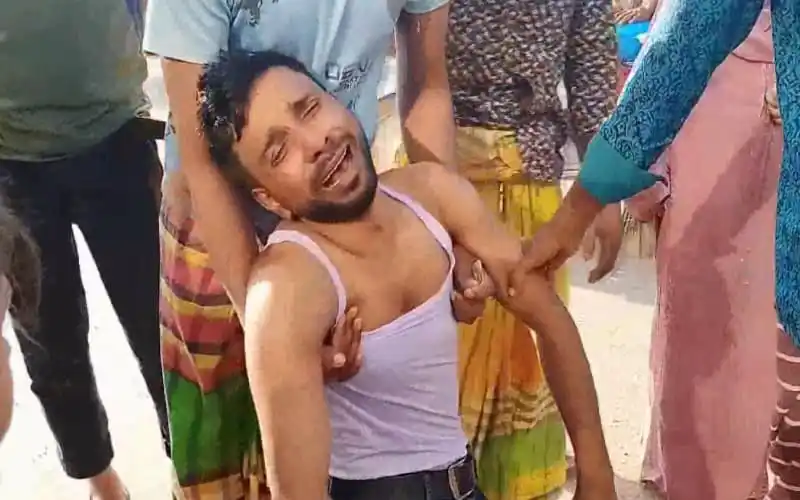 গাজীপুরে ভুল চিকিৎসায় রোগীর মৃত্যুর অভিযোগের ছবি. Channel i News - চ্যানেল আই নিউজ