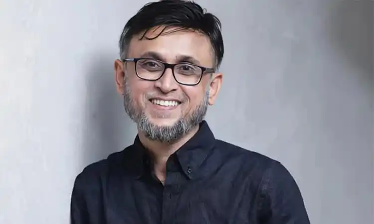 উপদেষ্টা ফারুকীর হাসিমুখের ছবি, চ্যানেল আই অনলাইন. Channel i News - চ্যানেল আই নিউজ