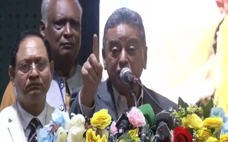 বিএনপি নেতারা জাতীয় সরকার গঠনের জন্য ৩১ দফা ভিত্তিতে আলোচনা করছেন. Channel i News - চ্যানেল আই নিউজ