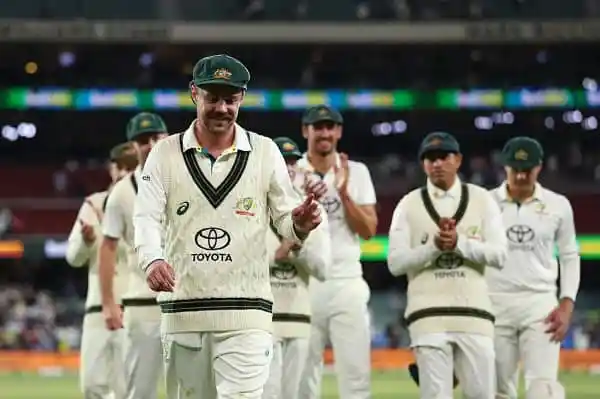 অস্ট্রেলিয়ার ক্রিকেটাররা মাঠে, হাসি ও শুভেচ্ছা বিনিময়. Channel i News - চ্যানেল আই নিউজ