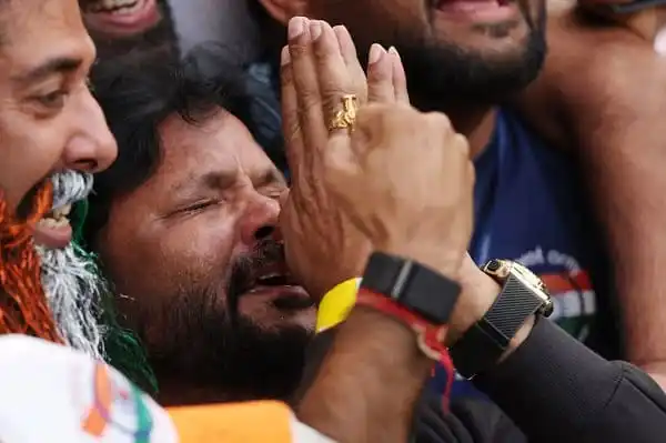 ভারতীয় ক্রিকেটার নীতিশের সেঞ্চুরিতে উল্লসিত ক্রিকেটপ্রেমীরা. Channel i News - চ্যানেল আই নিউজ